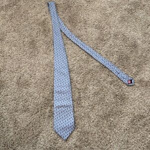 Vineyard Vines Martha’s Vineyard blue kayak print silk Men's Tie